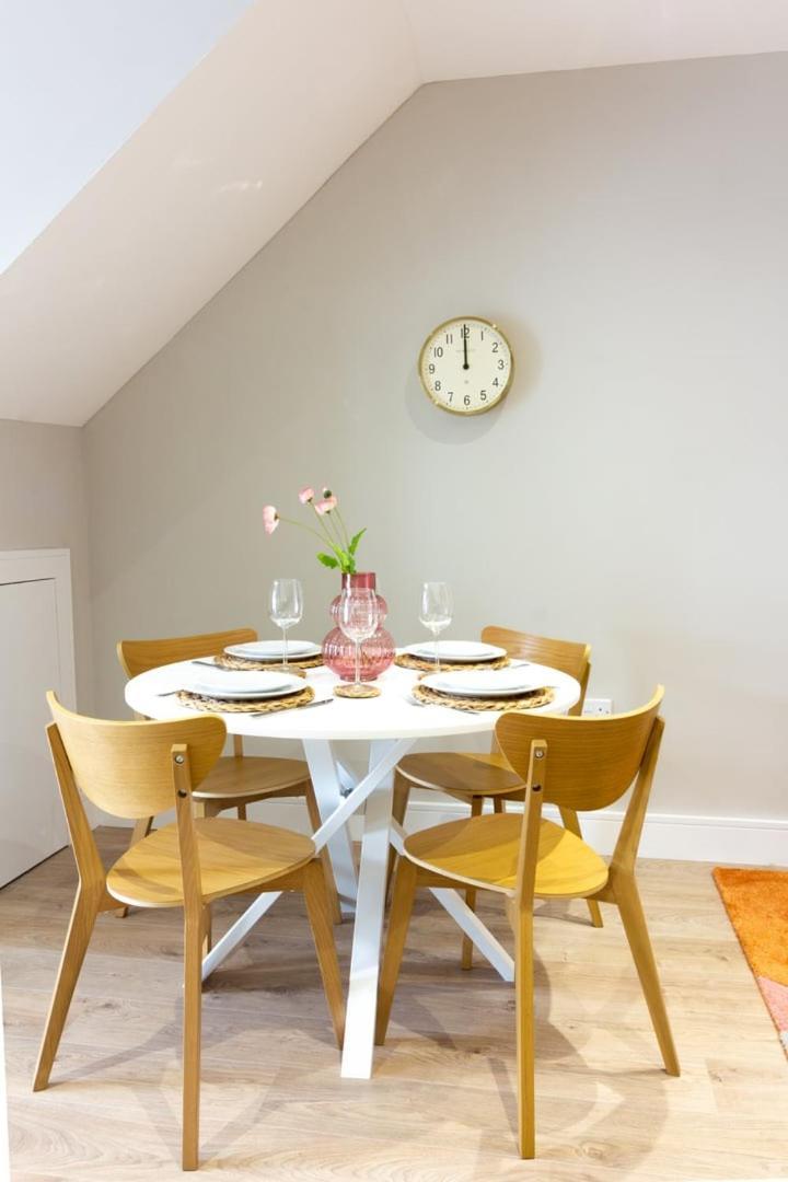 Guestready - Encantando O Apartamento 2Br No Newmarket Hall Dublin Ngoại thất bức ảnh